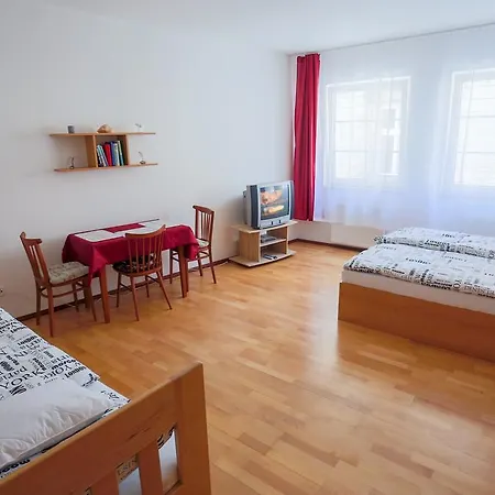 Hradebni * Tábor